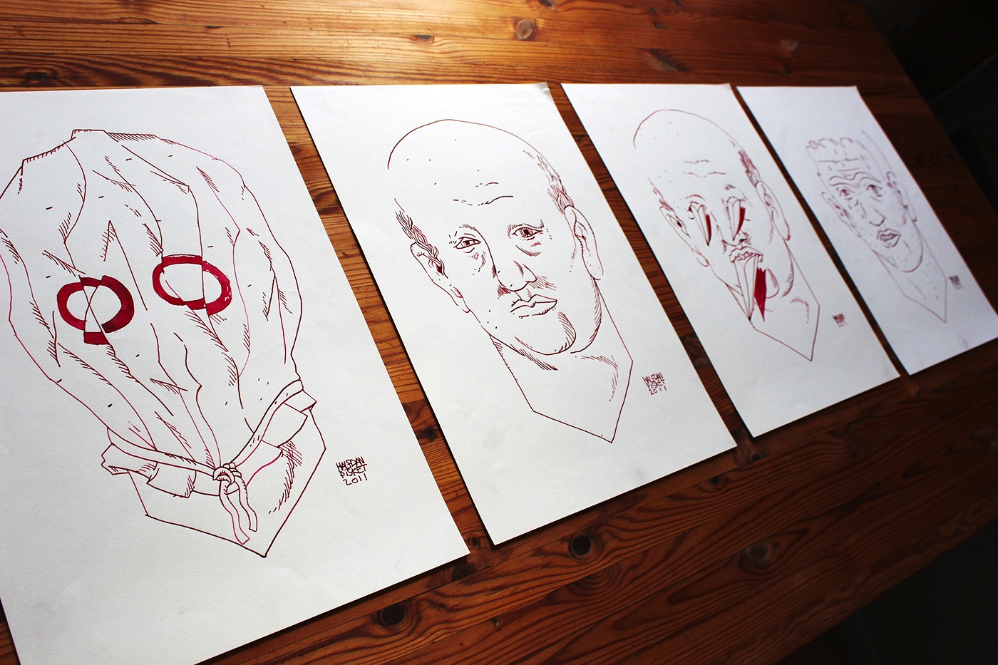 Maske II | Kunsttryk, Tegninger, Gicleé | Halfdan Pisket | Beauton Art Gallery kunsttryk, tegninger, gicleé, grafiske, illustrative, portræt, surrealistiske, tegneserier, stemninger, mennesker, seksualitet, røde, hvide, blæk, papir, tusch, ansigter, mænd, skitse, Køb original kunst og kunstplakater. Malerier, tegninger, limited edition kunsttryk & plakater af dygtige kunstnere.