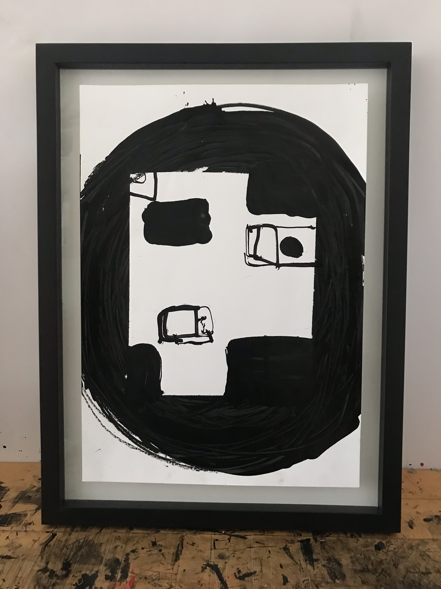 tegninger, abstrakte, grafiske, minimalistiske, mennesker, sorte, akryl, kridt, abstrakte-former, Køb original kunst og kunstplakater. Malerier, tegninger, limited edition kunsttryk & plakater af dygtige kunstnere.