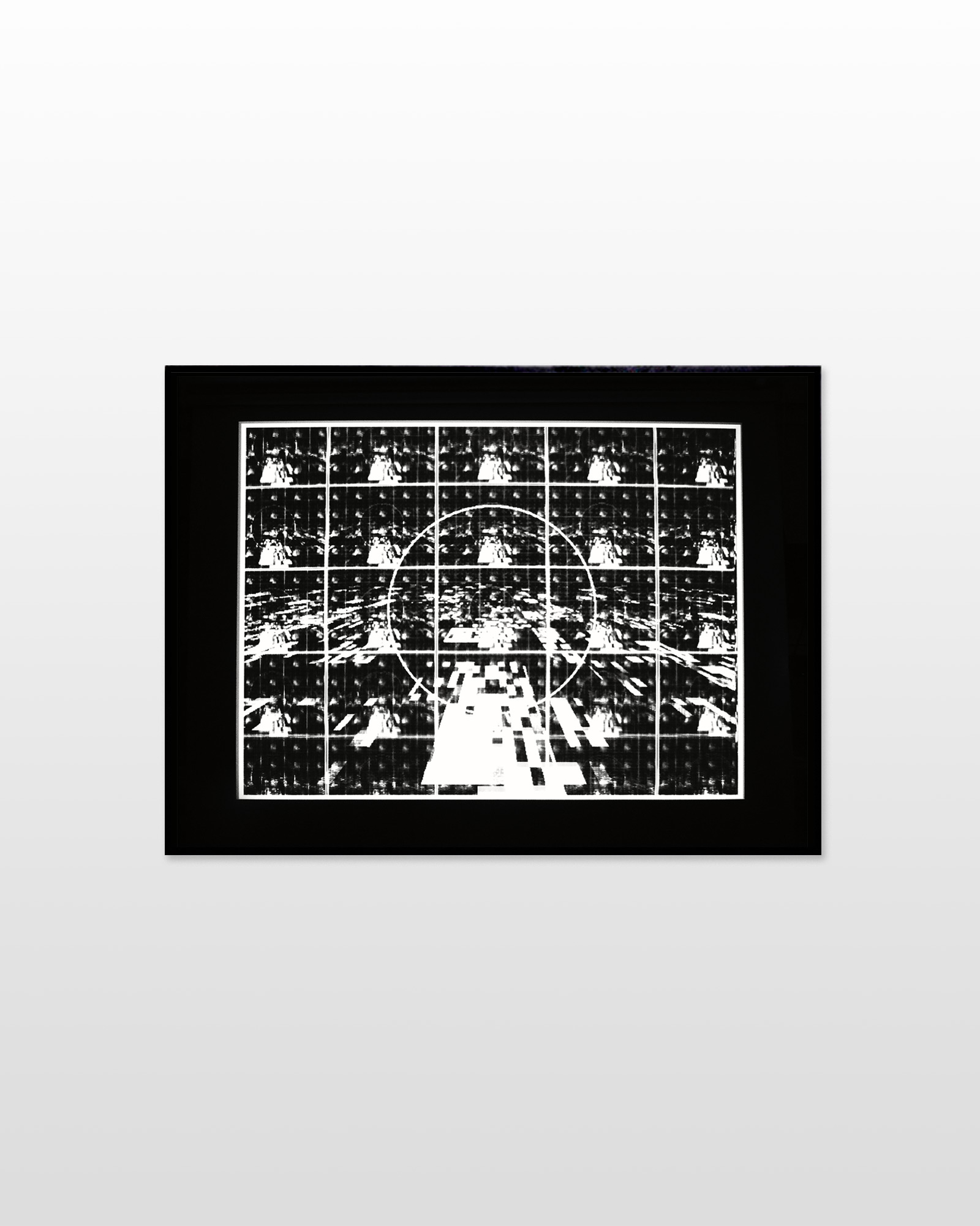 Kambolage III | Plakater-posters-kunsttryk, Fotografier, Giclee-tryk, New-media | AOAM | Beauton Art Gallery plakater-posters-kunsttryk, fotografier, giclee-tryk, new-media, abstrakte, geometriske, minimalistiske, monokrome, arkitektur, bevægelse, mønstre, videnskab, teknologi, sorte, grå, hvide, blæk, papir, abstrakte-former, arkitektoniske, sort-hvide, samtidskunst, terninger, dansk, design, interiør, bolig-indretning, moderne, moderne-kunst, nordisk, det-ydre-rum, plakater, rum, skandinavisk, Køb original kunst og kunstplakater. Malerier, tegninger, limited edition kunsttryk & plakater af dygtige kunstnere.