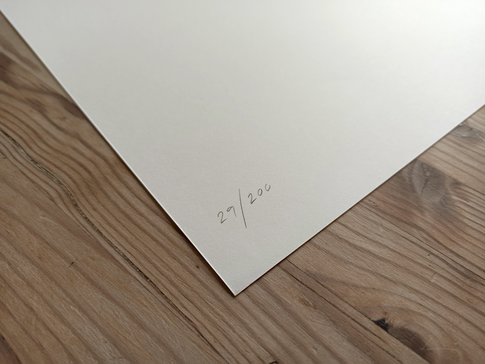 In Between | Plakater-posters-kunsttryk, Fotografier, New-media | Tina Louise Hunderup | Beauton Art Gallery plakater-posters-kunsttryk, fotografier, new-media, abstrakte, geometriske, grafiske, minimalistiske, still-life, arkitektur, mønstre, teknologi, transportmidler, sorte, grå, hvide, blæk, papir, abstrakte-former, arkitektoniske, lyse, samtidskunst, københavn, terninger, dansk, dekorative, design, interiør, bolig-indretning, moderne, moderne-kunst, nordisk, Køb original kunst og kunstplakater. Malerier, tegninger, limited edition kunsttryk & plakater af dygtige kunstnere.