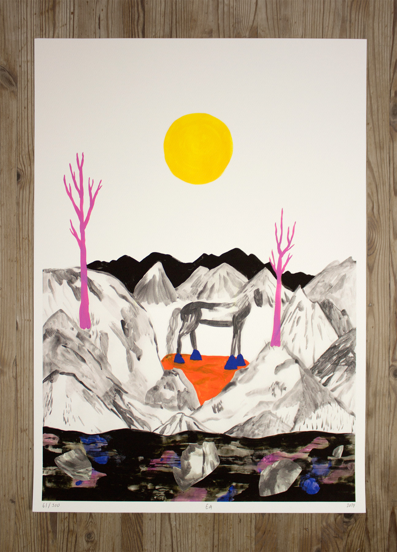 Surrounded | Plakater-posters-kunsttryk, Giclee-tryk | Emilie Aastrup | Beauton Art Gallery plakater-posters-kunsttryk, giclee-tryk, æstetiske, figurative, illustrative, landskab, minimalistiske, dyreliv, botanik, natur, himmel, vilde-dyr, sorte, grå, gule, blæk, papir, atmosfære, smukke, samtidskunst, dansk, dekorative, design, skov, heste, interiør, bolig-indretning, moderne, moderne-kunst, nordisk, plakater, tryk, skandinavisk, sol, Køb original kunst og kunstplakater. Malerier, tegninger, limited edition kunsttryk & plakater af dygtige kunstnere.