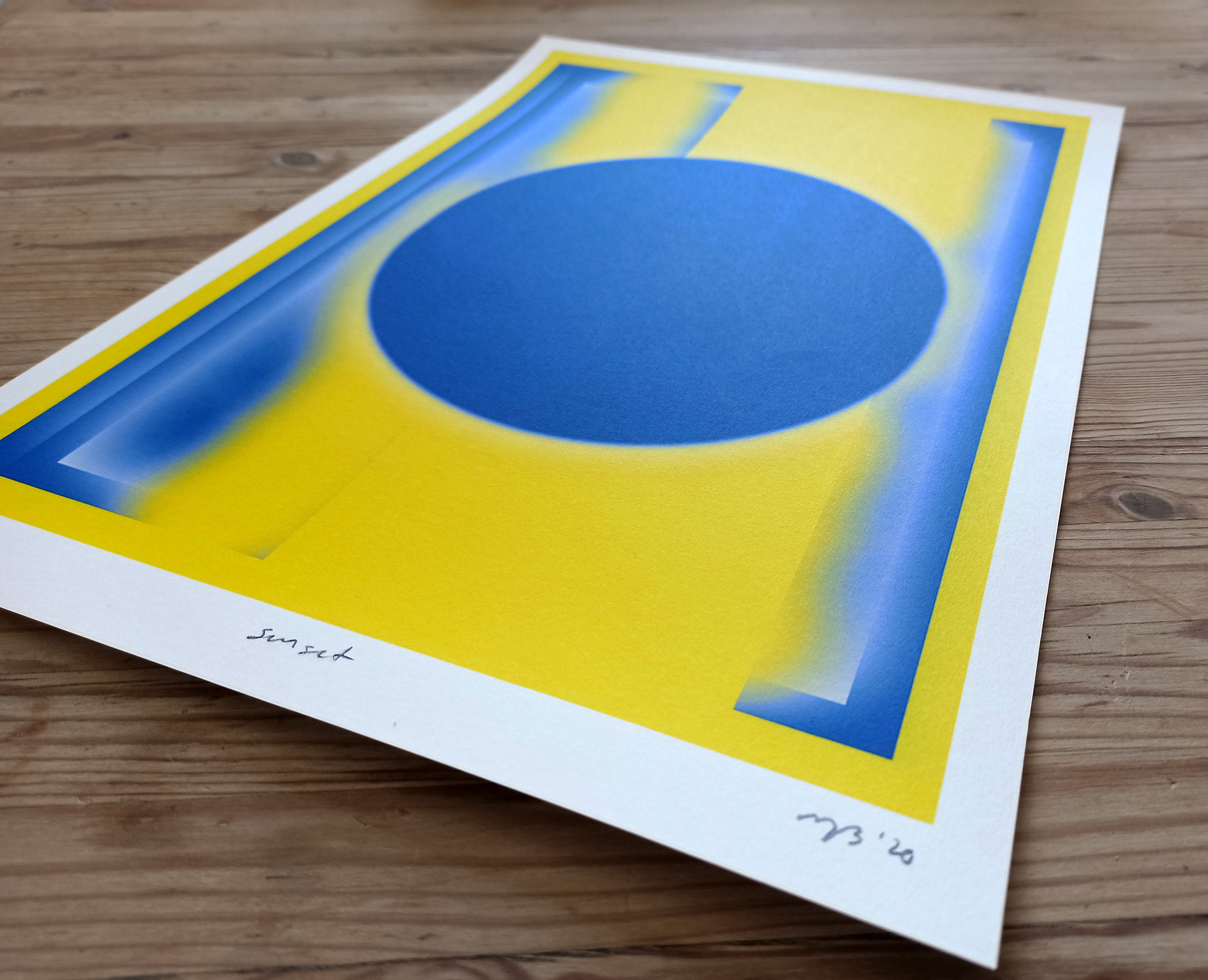 plakater-posters-kunsttryk, giclee-tryk, æstetiske, farverige, grafiske, minimalistiske, pop, arkitektur, mønstre, himmel, blå, gule, blæk, papir, smukke, samtidskunst, københavn, dansk, design, interiør, bolig-indretning, moderne, moderne-kunst, nordisk, plakater, tryk, skandinavisk, sol, Køb original kunst og kunstplakater. Malerier, tegninger, limited edition kunsttryk & plakater af dygtige kunstnere.