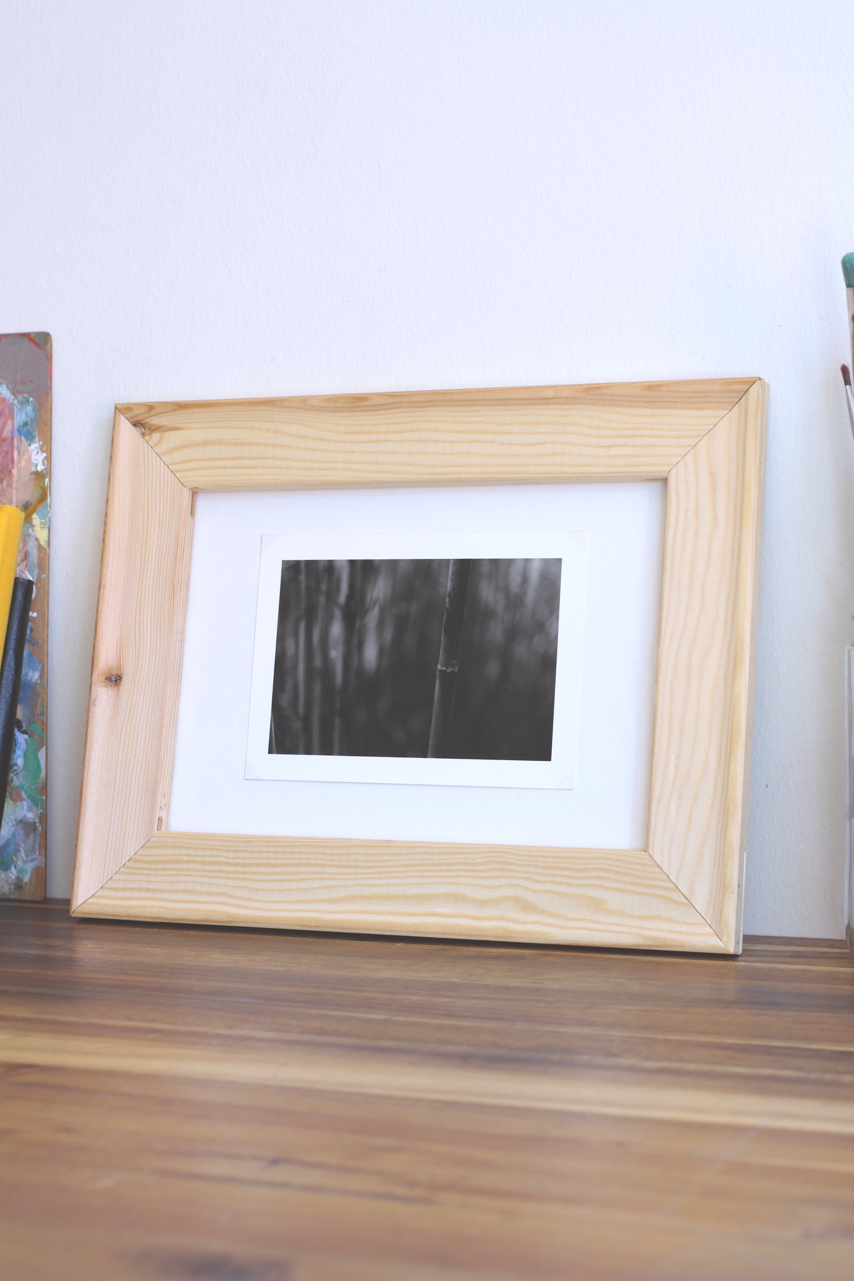 Bambus | Plakater-posters-kunsttryk, Fotografier | Rafael Guerrero Céspedes | Beauton Art Gallery plakater-posters-kunsttryk, fotografier, æstetiske, minimalistiske, monokrome, still-life, botanik, stemninger, natur, årstider, beige, sorte, grå, fotos, abstrakte-former, atmosfære, sort-hvide, konceptuel, samtidskunst, mørke, dag, dekorative, have, obskurt, udendørs, planter, romantiske, former, sommer, symbolsk, rolige, træer, vilde, Køb original kunst og kunstplakater. Malerier, tegninger, limited edition kunsttryk & plakater af dygtige kunstnere.