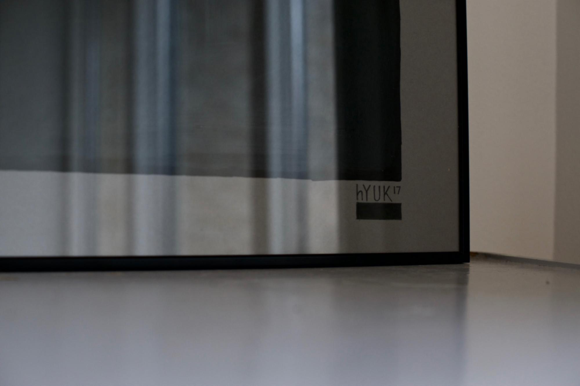 tegninger, æstetiske, grafiske, minimalistiske, monokrome, mønstre, sorte, grå, røde, akryl, artliner, papir, abstrakte-former, sort-hvide, samtidskunst, københavn, dansk, dekorative, design, interiør, bolig-indretning, moderne, moderne-kunst, nordisk, skandinavisk, Køb original kunst og kunstplakater. Malerier, tegninger, limited edition kunsttryk & plakater af dygtige kunstnere.