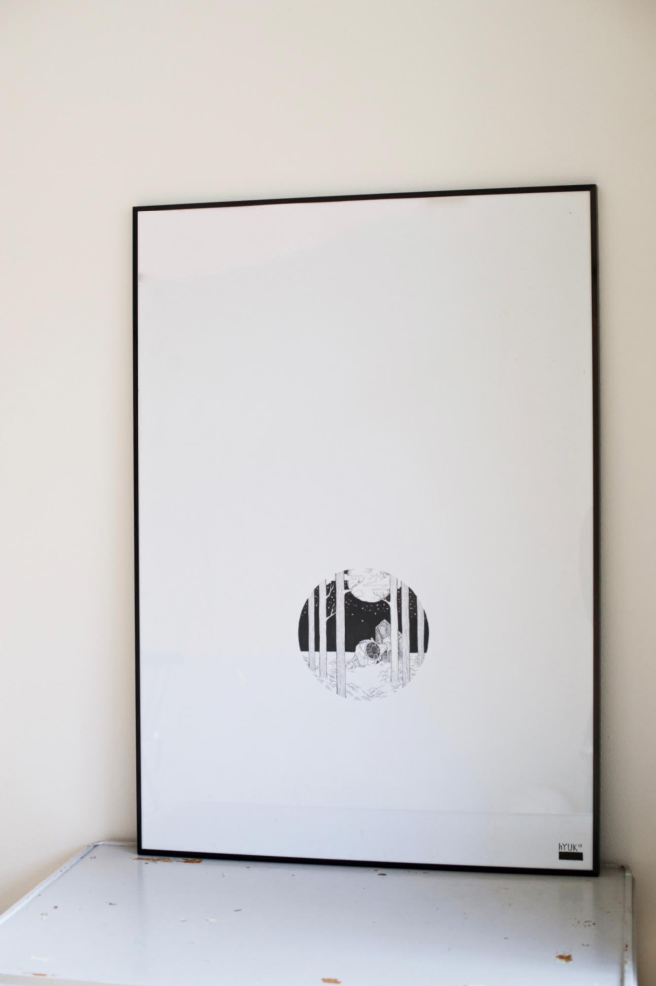 tegninger, figurative, minimalistiske, botanik, natur, sorte, hvide, artliner, papir, samtidskunst, dansk, design, interiør, bolig-indretning, moderne, moderne-kunst, naturlig, naturealistiske, nordisk, skandinavisk, hav, træer, Køb original kunst og kunstplakater. Malerier, tegninger, limited edition kunsttryk & plakater af dygtige kunstnere.