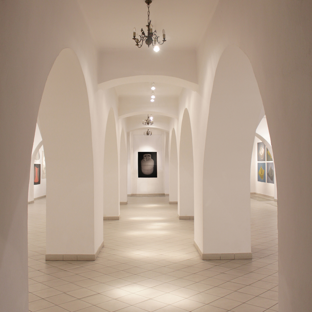 Gauss - 140 x 100 cm. Limited edition linoleumstryk af Marta Banaszak GAS CYLINDER linocut_exhibition