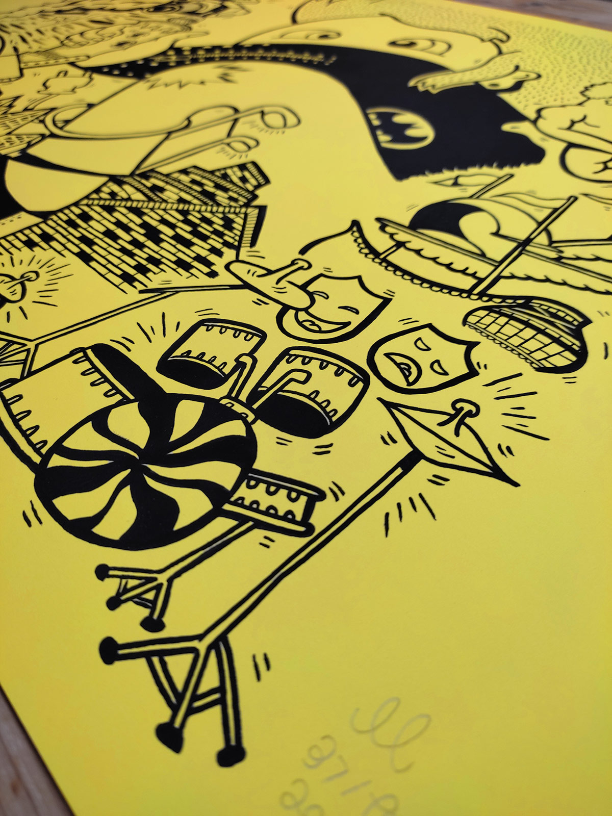 plakater-posters-kunsttryk, giclee-tryk, børnevenlige, figurative, illustrative, pop, kroppe, børn, humor, mennesker, sport, sorte, gule, blæk, papir, sjove, drenge, sød, dansk, design, graffiti, interiør, bolig-indretning, moderne, moderne-kunst, nordisk, plakater, skandinavisk, Køb original kunst og kunstplakater. Malerier, tegninger, limited edition kunsttryk & plakater af dygtige kunstnere.