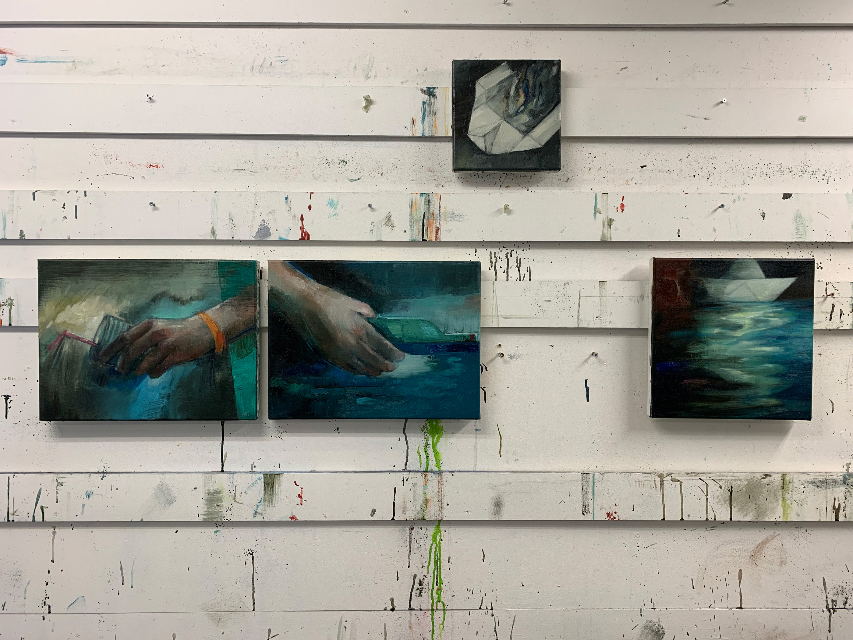 All inclusive I | Malerier | Marck Fink | Beauton Art Gallery malerier, farverige, ekspressionistiske, figurative, grafiske, hverdagsliv, mennesker, beige, blå, grønne, orange, akryl, kul,  bomuldslærred, olie, samtidskunst, københavn, dansk, drinks, ekspressionisme, interiør, bolig-indretning, moderne-kunst, nordisk, udendørs, skandinavisk, sommer, sol, symbolsk, rejse, Køb original kunst og kunstplakater. Malerier, tegninger, limited edition kunsttryk & plakater af dygtige kunstnere.