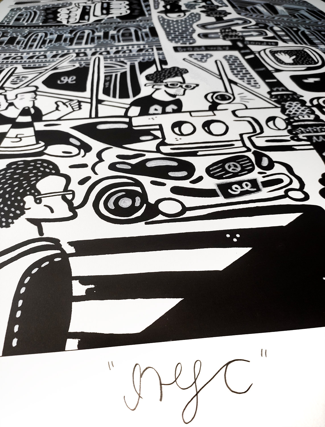 Big NYC | Plakater-posters-kunsttryk, Giclee-tryk | Mormor | Beauton Art Gallery plakater-posters-kunsttryk, giclee-tryk, børnevenlige, grafiske, illustrative, monokrome, pop, arkitektur, tegneserier, humor, mennesker, sorte, grå, blæk, papir, arkitektoniske, byer, samtidskunst, dansk, dekorative, design, interiør, bolig-indretning, moderne, moderne-kunst, nordisk, skandinavisk, Buy original high quality art. Paintings, drawings, limited edition prints & posters by talented artists.