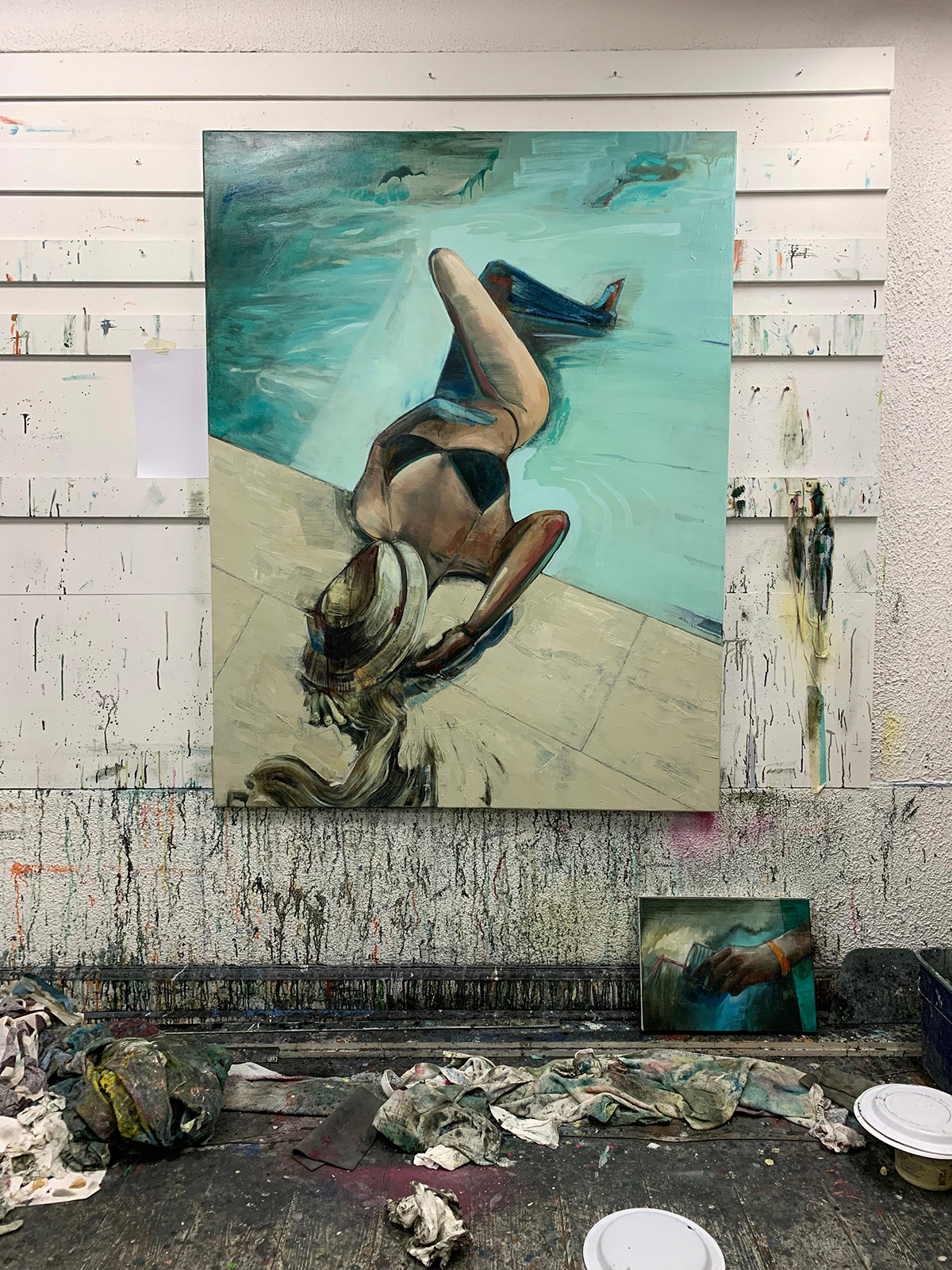 malerier, ekspressionistiske, figurative, grafiske, illustrative, kroppe, stemninger, natur, havet, mennesker, årstider, seksualitet, beige, blå, grønne, grå, turkise, akryl, kul,  bomuldslærred, olie, strand, smukke, samtidskunst, dag, drinks, ekspressionisme, kvindelig, piger, bolig-indretning, moderne-kunst, nordisk, skandinavisk, hav, former, vand, kvinder, Køb original kunst og kunstplakater. Malerier, tegninger, limited edition kunsttryk & plakater af dygtige kunstnere.