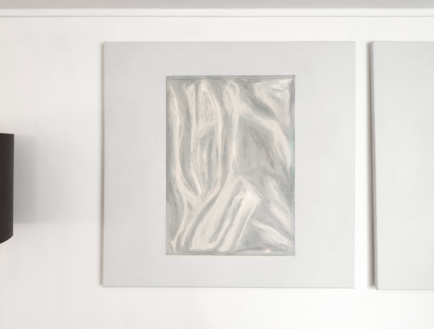 malerier, abstrakte, æstetiske, grafiske, minimalistiske, hverdagsliv, mønstre, beige, grå, hvide, akryl,  bomuldslærred, abstrakte-former, efterår, smukke, samtidskunst, københavn, dansk, dekorative, design, interiør, bolig-indretning, moderne, moderne-kunst, Køb original kunst og kunstplakater. Malerier, tegninger, limited edition kunsttryk & plakater af dygtige kunstnere.