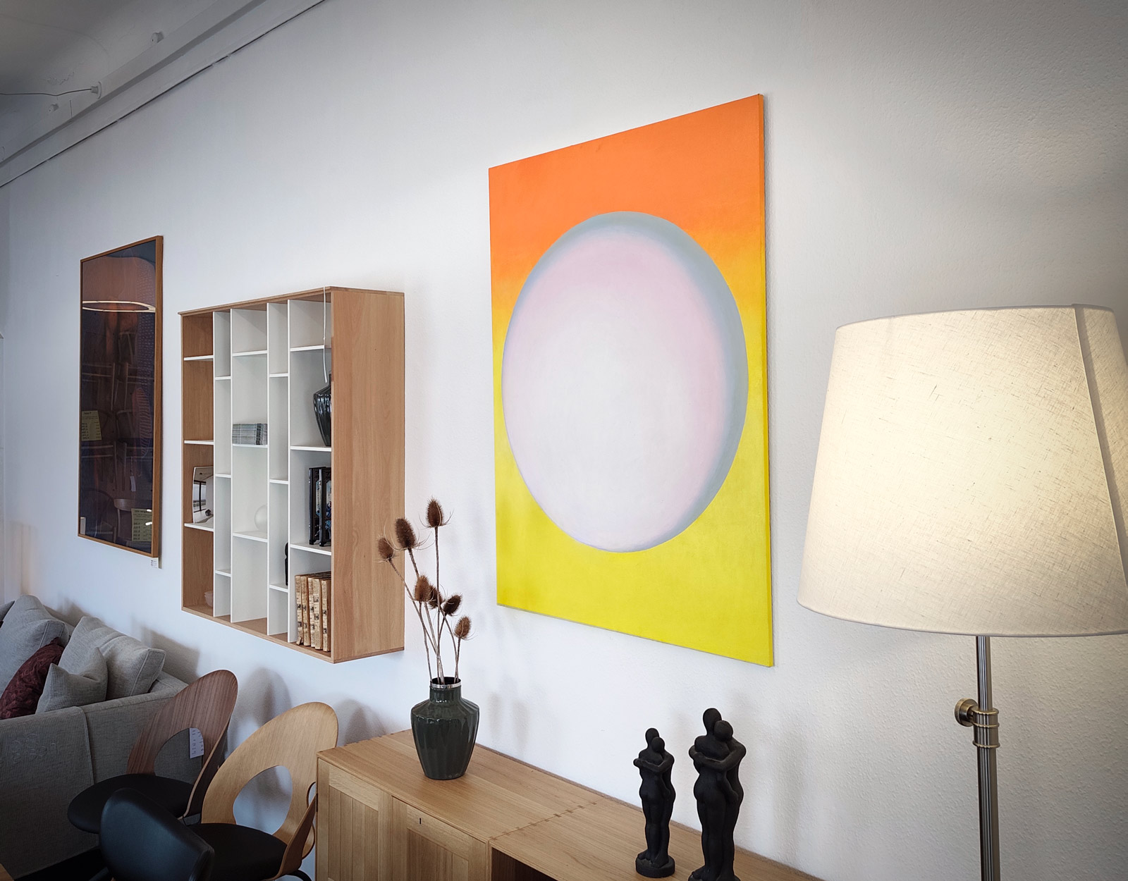 malerier, abstrakte, æstetiske, farverige, geometriske, grafiske, minimalistiske, pop, arkitektur, teknologi, grå, orange, pink, hvide, gule, akryl,  bomuldslærred, abstrakte-former, smukke, konceptuel, samtidskunst, dansk, design, interiør, bolig-indretning, moderne, moderne-kunst, nordisk, pop-art, skandinavisk, Køb original kunst og kunstplakater. Malerier, tegninger, limited edition kunsttryk & plakater af dygtige kunstnere.