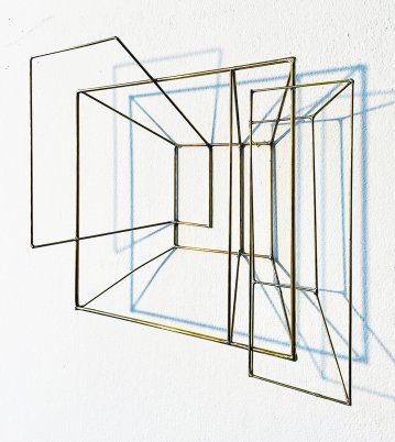 skulpturer, abstrakte, æstetiske, geometriske, minimalistiske, arkitektur, guld, metal, abstrakte-former, Køb original kunst og kunstplakater. Malerier, tegninger, limited edition kunsttryk & plakater af dygtige kunstnere.