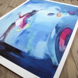 plakater-posters-kunsttryk, giclee-tryk, farverige, børnevenlige, figurative, illustrative, pop, kroppe, bevægelse, mennesker, himmel, blå, røde, papir, samtidskunst, dansk, design, kvindelig, interiør, bolig-indretning, moderne, moderne-kunst, nordisk, fest, plakater, skandinavisk, kvinder, Køb original kunst og kunstplakater. Malerier, tegninger, limited edition kunsttryk & plakater af dygtige kunstnere.