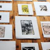 plakater-posters-kunsttryk, litografier, indgraveringer, abstrakte, ekspressionistiske, grafiske, monokrome, bevægelse, mønstre, sorte, hvide, blæk, papir, andre-medier, abstrakte-former, sort-hvide, konceptuel, samtidskunst, dansk, mørke, design, ekspressionisme, interiør, bolig-indretning, nordisk, plakater, skandinavisk, vilde, Køb original kunst og kunstplakater. Malerier, tegninger, limited edition kunsttryk & plakater af dygtige kunstnere.