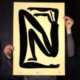 Yoga III | Plakater-posters-kunsttryk, Giclee-tryk | Mormor | Beauton Art Gallery plakater-posters-kunsttryk, giclee-tryk, børnevenlige, figurative, grafiske, illustrative, monokrome, pop, kroppe, tegneserier, humor, bevægelse, mennesker, beige, sorte, blæk, papir, sjove, samtidskunst, dansk, dekorative, design, interiør, bolig-indretning, moderne, moderne-kunst, nordisk, plakater, tryk, skandinavisk, Køb original kunst og kunstplakater. Malerier, tegninger, limited edition kunsttryk & plakater af dygtige kunstnere.