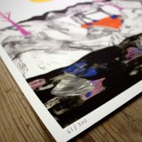 Surrounded | Plakater-posters-kunsttryk, Giclee-tryk | Emilie Aastrup | Beauton Art Gallery plakater-posters-kunsttryk, giclee-tryk, æstetiske, figurative, illustrative, landskab, minimalistiske, dyreliv, botanik, natur, himmel, vilde-dyr, sorte, grå, gule, blæk, papir, atmosfære, smukke, samtidskunst, dansk, dekorative, design, skov, heste, interiør, bolig-indretning, moderne, moderne-kunst, nordisk, plakater, tryk, skandinavisk, sol, Køb original kunst og kunstplakater. Malerier, tegninger, limited edition kunsttryk & plakater af dygtige kunstnere.