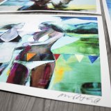 plakater-posters-kunsttryk, giclee-tryk, farverige, figurative, grafiske, landskab, pop, portræt, kroppe, hverdagsliv, stemninger, årstider, beige, blå, grønne, blæk, papir, strand, interiør, bolig-indretning, moderne, moderne-kunst, plakater, sommer, sol, kvinder, Køb original kunst og kunstplakater. Malerier, tegninger, limited edition kunsttryk & plakater af dygtige kunstnere.