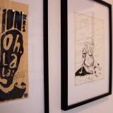 plakater-posters-kunsttryk, giclee-tryk, børnevenlige, figurative, grafiske, pop, portræt, tegneserier, børn, humor, mennesker, beige, sorte, artliner, papir, tusch, abstrakte-former, sjove, samtidskunst, ansigter, interiør, bolig-indretning, moderne, moderne-kunst, nordisk, skandinavisk, street-art, Køb original kunst og kunstplakater. Malerier, tegninger, limited edition kunsttryk & plakater af dygtige kunstnere.