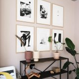 Yoga Øvelser II RN (Black) A3  | Plakater-posters-kunsttryk, Giclee-tryk | Mormor | Beauton Art Gallery plakater-posters-kunsttryk, giclee-tryk, børnevenlige, figurative, grafiske, illustrative, kroppe, tegneserier, humor, bevægelse, mennesker, sport, blå, blæk, papir, sjove, samtidskunst, interiør, bolig-indretning, moderne, moderne-kunst, nordisk, plakater, tryk, skandinavisk, Køb original kunst og kunstplakater. Malerier, tegninger, limited edition kunsttryk & plakater af dygtige kunstnere.