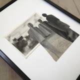 Ingenting #5. En original collage af My Buemann. Collagen er en del af serien "Ingenting".   Collagen er indrammet i en lækker sort ramme med ægte glas. tegninger med blæk, flotte kunst collager, billeder, fotografi, fotografer, malerier, bolig indretning, boligindretning