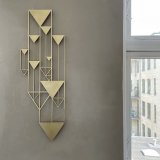 skulpturer, abstrakte, æstetiske, geometriske, grafiske, minimalistiske, arkitektur, guld, andre-medier, abstrakte-former, arkitektoniske, smukke, dekorative, design, interiør, bolig-indretning, rum, former, Køb original kunst og kunstplakater. Malerier, tegninger, limited edition kunsttryk & plakater af dygtige kunstnere.