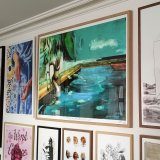 plakater-posters-kunsttryk, giclee-tryk, æstetiske, farverige, grafiske, illustrative, pop, portræt, kroppe, botanik, havet, blå, grønne, turkise, blæk, papir, strand, smukke, samtidskunst, dansk, dekorative, interiør, bolig-indretning, moderne, moderne-kunst, nordisk, flotte, sejlbåd, skandinavisk, sommer, Køb original kunst og kunstplakater. Malerier, tegninger, limited edition kunsttryk & plakater af dygtige kunstnere.