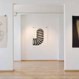 Figurations IX beige - 140 x 100 cm. Limited edition linocut print af Marta Banaszak FIGURATIONS IX linocut_Doctorate Degree exhibition