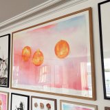 plakater-posters-kunsttryk, giclee-tryk, abstrakte, farverige, landskab, pop, botanik, natur, mønstre, himmel, orange, pink, turkise, blæk, papir, abstrakte-former, atmosfære, smukke, samtidskunst, københavn, dansk, dekorative, design, blomster, interiør, bolig-indretning, moderne, moderne-kunst, nordisk, Køb original kunst og kunstplakater. Malerier, tegninger, limited edition kunsttryk & plakater af dygtige kunstnere.