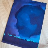 gouache-malerier, akvarel-malerier, abstrakte, ekspressionistiske, bevægelse, himmel, blå, gouache, papir, akvarel, abstrakte-former, smukke, samtidskunst, dekorative, design, interiør, bolig-indretning, moderne, moderne-kunst, Køb original kunst og kunstplakater. Malerier, tegninger, limited edition kunsttryk & plakater af dygtige kunstnere.
