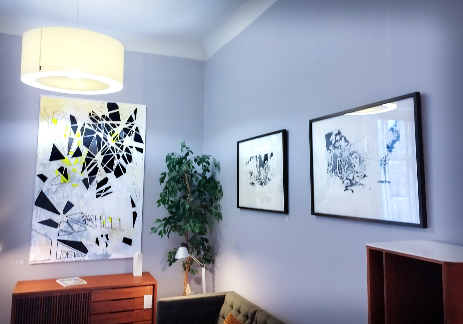 tegninger, ekspressionistiske, illustrative, monokrome, arkitektur, botanik, bevægelse, natur, mønstre, sorte, hvide, blæk, papir, tusch, abstrakte-former, arkitektoniske, sort-hvide, bygninger, samtidskunst, dansk, dekorative, design, graffiti, vandret, huse, interiør, bolig-indretning, mandlig, moderne, moderne-kunst, nordisk, skandinavisk, silhuet, skitse, Køb original kunst og kunstplakater. Malerier, tegninger, limited edition kunsttryk & plakater af dygtige kunstnere.
