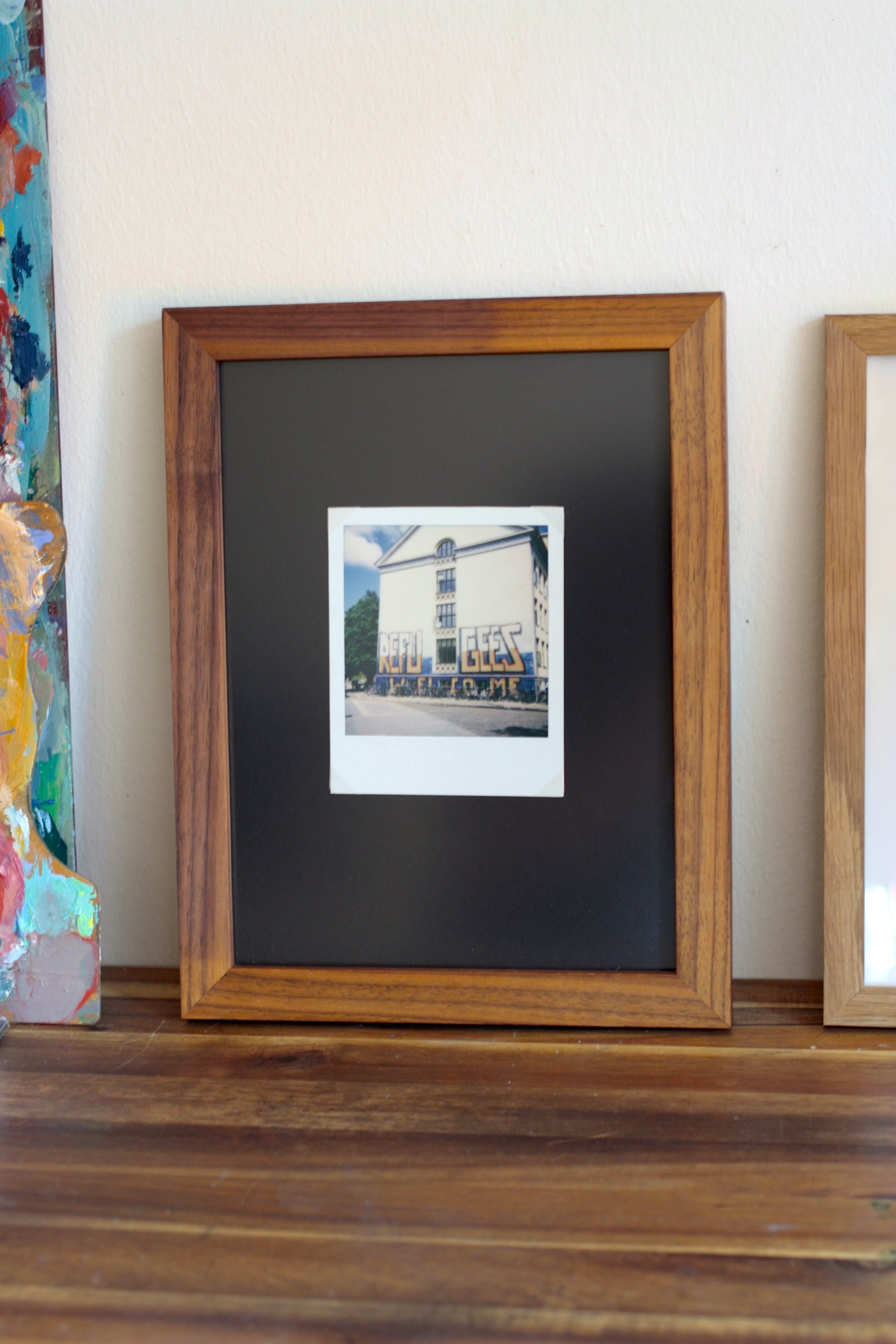 Velkommen | Fotografier | Rafael Guerrero Céspedes | Beauton Art Gallery fotografier, farverige, ekspressionistiske, grafiske, pop, arkitektur, tegneserier, hverdagsliv, stemninger, typografi, beige, blå, grønne, pastel, fotos, arkitektoniske, cykler, drenge, bygninger, byer, samtidskunst, københavn, terninger, dansk, dag, ekspressionisme, piger, graffiti, huse, kærlighed, moderne-kunst, nordisk, udendørs, skandinavisk, street-art, gader, urban, Køb original kunst og kunstplakater. Malerier, tegninger, limited edition kunsttryk & plakater af dygtige kunstnere.